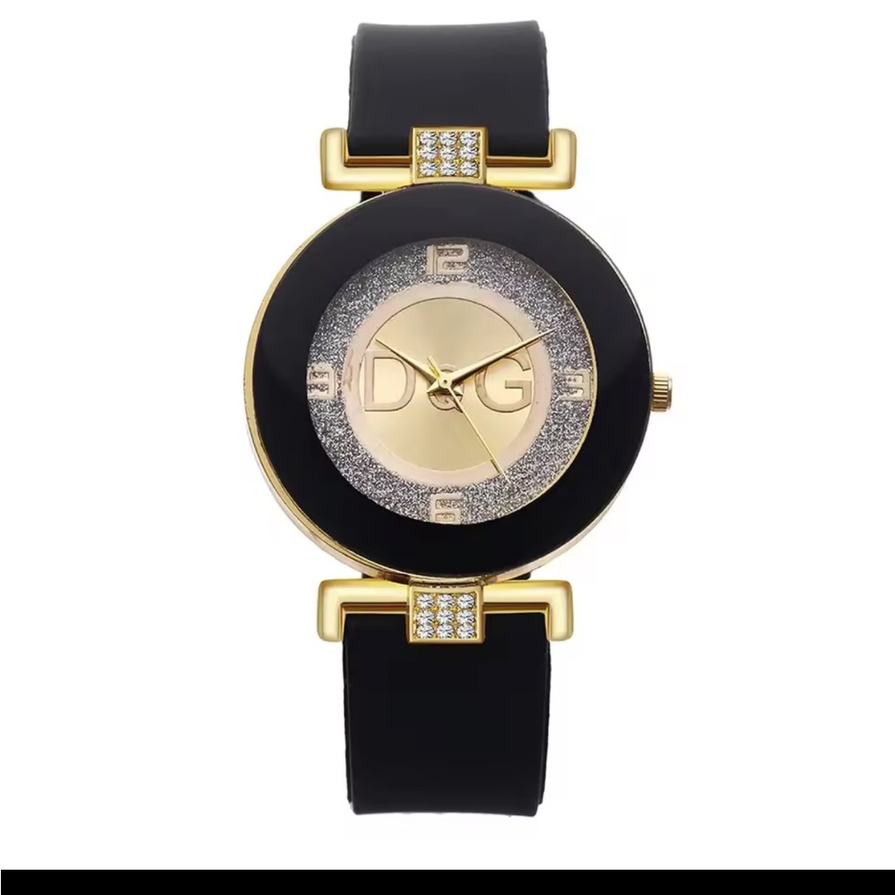 Black and Gold Modern Minimalist Watch